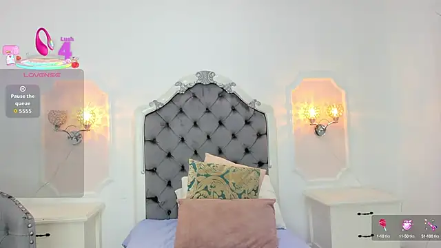 Alison Carde05 online show from September 16, 2025, 7:26 pm