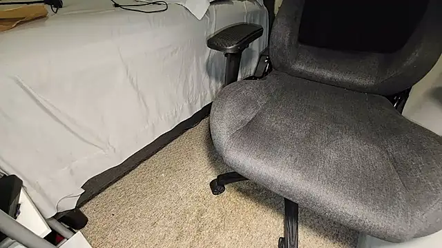 catt18 online show from October 30, 2025, 4:19 pm