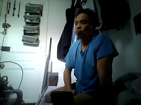 masculado69 online show from November 12, 2025, 1:11 pm