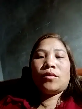 Milan6789 online show from April 19, 2026, 9:39 pm