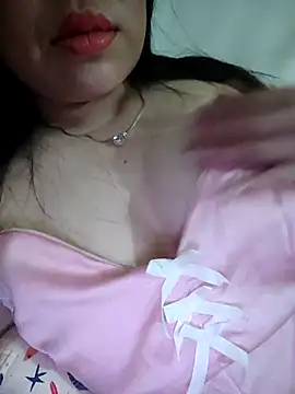 Julyy08 online show from February 23, 2026, 3:09 pm