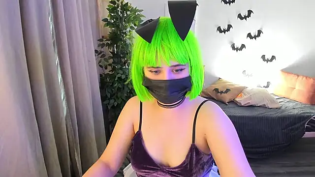 Alis Platt online show from October 29, 2025, 5:20 am