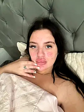 Victoriasteel online show from September 24, 2025, 9:56 am