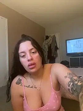 Victoriasteel online show from October 7, 2025, 9:50 am