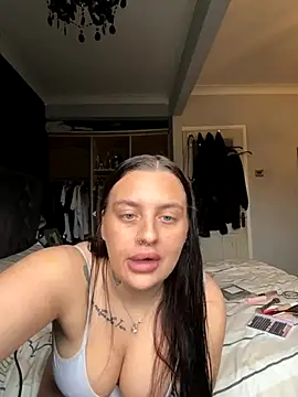 Victoriasteel online show from November 9, 2025, 11:41 am