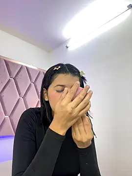 MaskedGirl  online show from September 28, 2025, 11:59 am