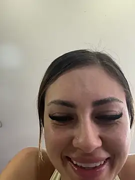 Isabellaa Palacios online show from March 14, 2026, 4:56 pm