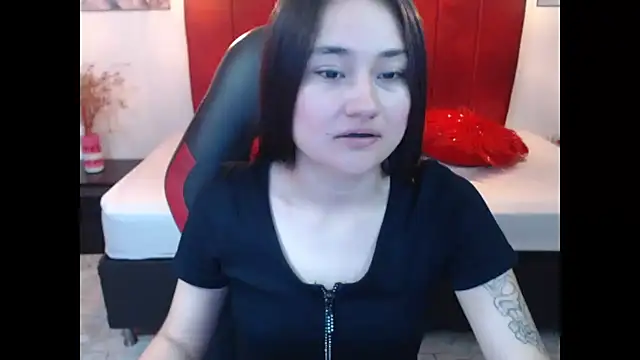 CindySweet 1 online show from November 20, 2025, 1:44 pm