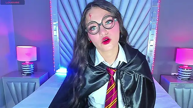 Gabby Bale online show from October 31, 2025, 12:17 pm