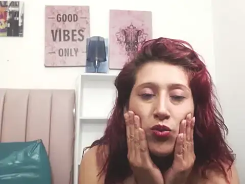 Chloe Wiild online show from October 4, 2025, 3:59 am