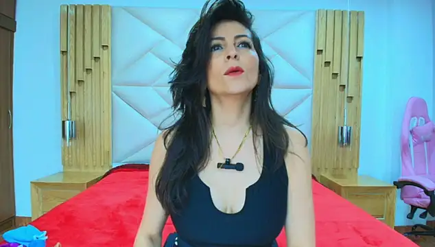 allie pearl online show from November 16, 2025, 12:00 pm