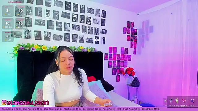 Sarahandzack online show from September 13, 2025, 5:24 pm