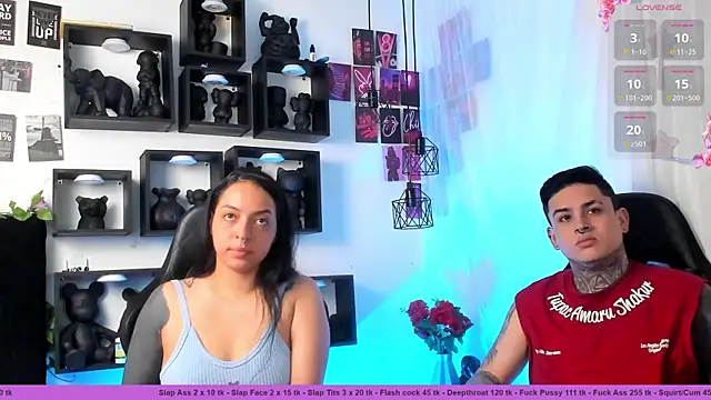 Sarahandzack online show from November 4, 2025, 5:01 pm