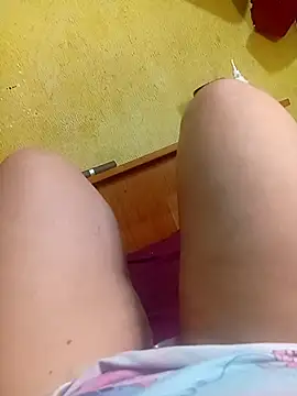 Ravena2290 online show from September 15, 2025, 6:41 pm