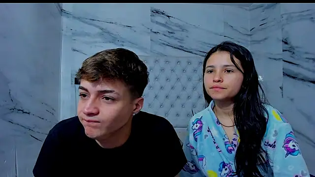 Ari and Storm online show from December 1, 2025, 1:38 pm