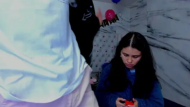 Ari and Storm online show from February 28, 2026, 1:56 pm