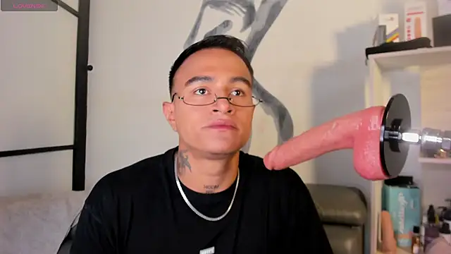 LiamDeep online show from November 20, 2025, 8:08 pm