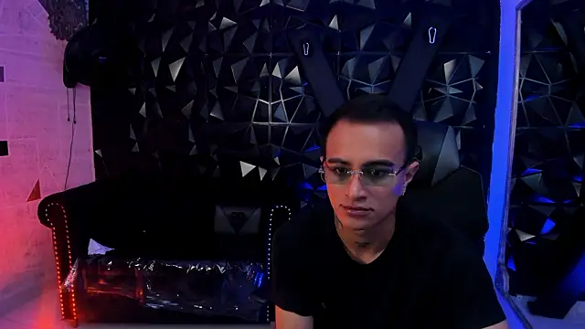 LiamDeep online show from March 15, 2026, 5:52 pm