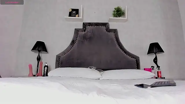 LiamDeep online show from March 28, 2026, 8:30 pm