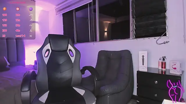 SkyThompson online show from November 30, 2025, 11:53 pm