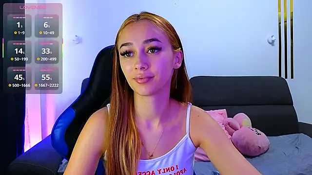 AmyKent  online show from September 19, 2025, 2:51 pm