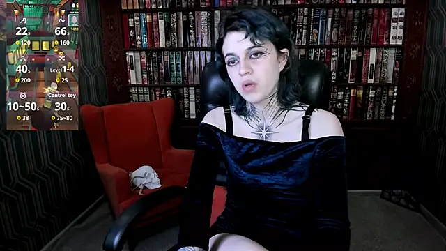 Snapshot of NoelleGothicShadow chatting on June 4, 2026, 11:44 pm NoelleGothicShadow online show from June 4, 2026, 11:44 pm