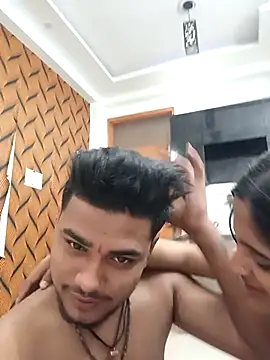 romantic couple1 online show from October 17, 2025, 3:42 am