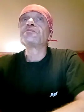 Kuba Gd online show from October 22, 2025, 12:49 pm