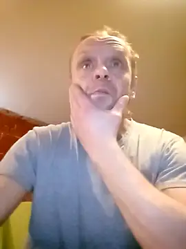 Kuba Gd online show from November 26, 2025, 7:59 pm