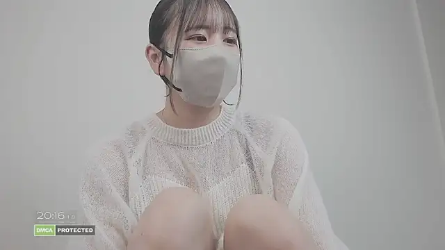 CocoaMilk18 online show from February 18, 2026, 11:17 am