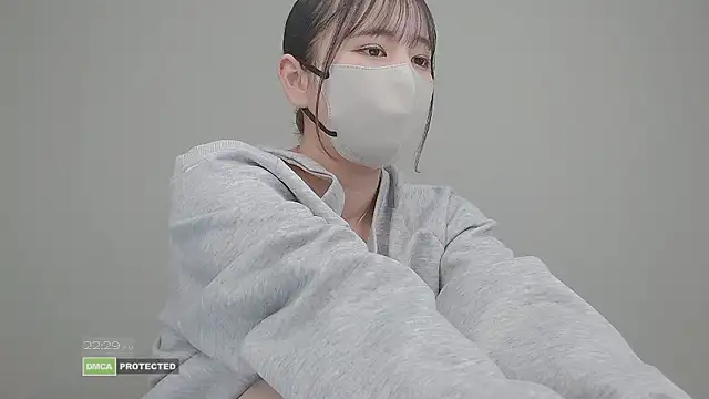 CocoaMilk18 online show from February 22, 2026, 1:31 pm