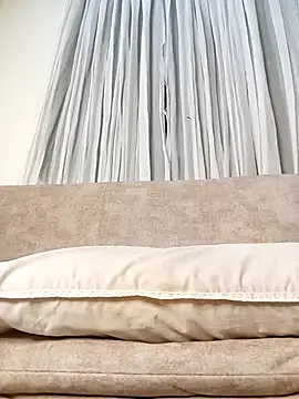 Marian Zeller online show from November 13, 2025, 9:19 am