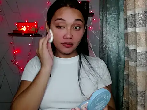 asian cumstarrhian online show from November 20, 2025, 12:33 am