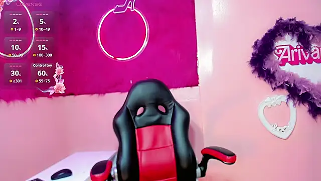 Madiso Santiel online show from September 13, 2025, 7:24 pm