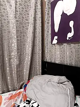 Snapshot of Lahila_ chatting on April 29, 2026, 9:21 pm Lahila online show from April 29, 2026, 9:21 pm