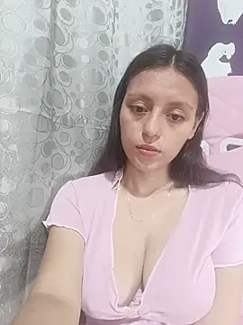 Snapshot of Lahila_ chatting on July 28, 2026, 4:50 pm Lahila online show from July 28, 2026, 4:50 pm