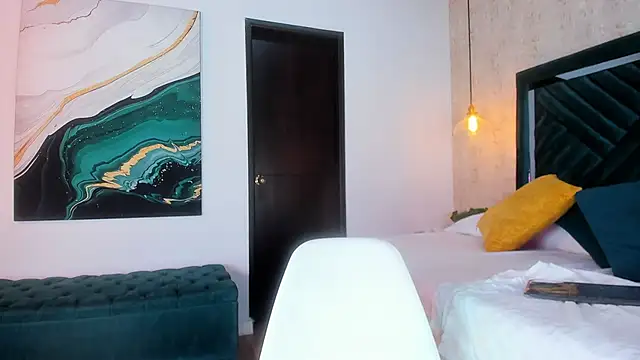 Sofi Moreno online show from April 4, 2026, 12:02 pm