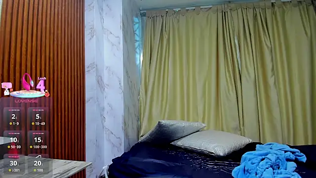 Kiara Zahiri   online show from September 26, 2025, 11:03 am