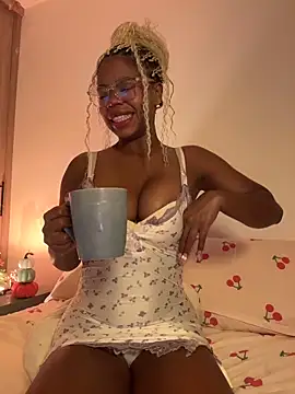 Sweet-Jade online show from December 4, 2025, 9:18 am