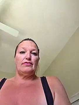 Calimarina online show from March 4, 2026, 7:20 pm