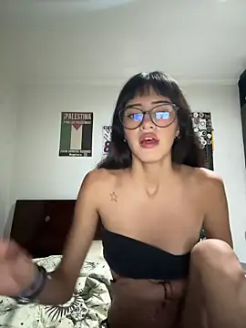 lunaasexxx0 online show from October 26, 2025, 11:31 pm