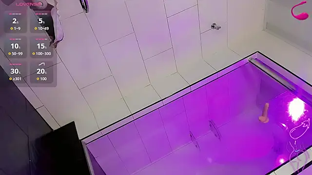 Ana sophia  online show from December 3, 2025, 10:57 am