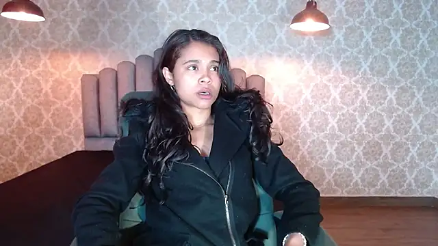 Kristall 06 online show from October 21, 2025, 3:07 am