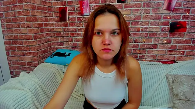 Hot   Jess online show from September 14, 2025, 2:44 am