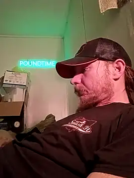 Poundtown1226 online show from February 25, 2026, 7:23 pm