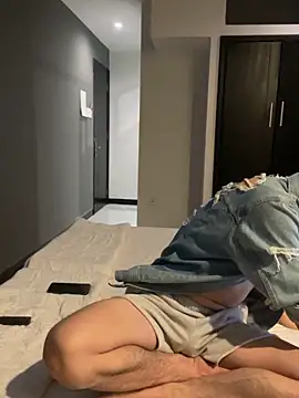 anhkiet huang online show from October 18, 2025, 3:13 pm