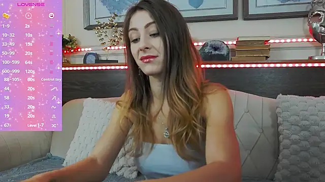 MuseDollX online show from November 2, 2025, 8:33 pm