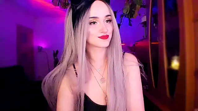 MistressJolie online show from February 6, 2025, 10:43 pm