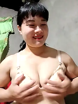 kute-00 online show from September 15, 2025, 1:55 pm