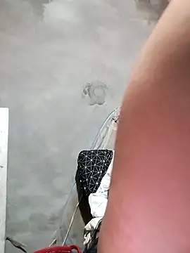 kute-00 online show from December 21, 2025, 1:24 am